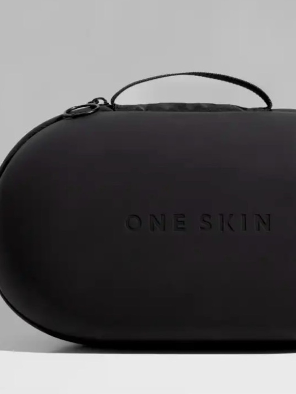 ONESKIN Silicone Travel Case